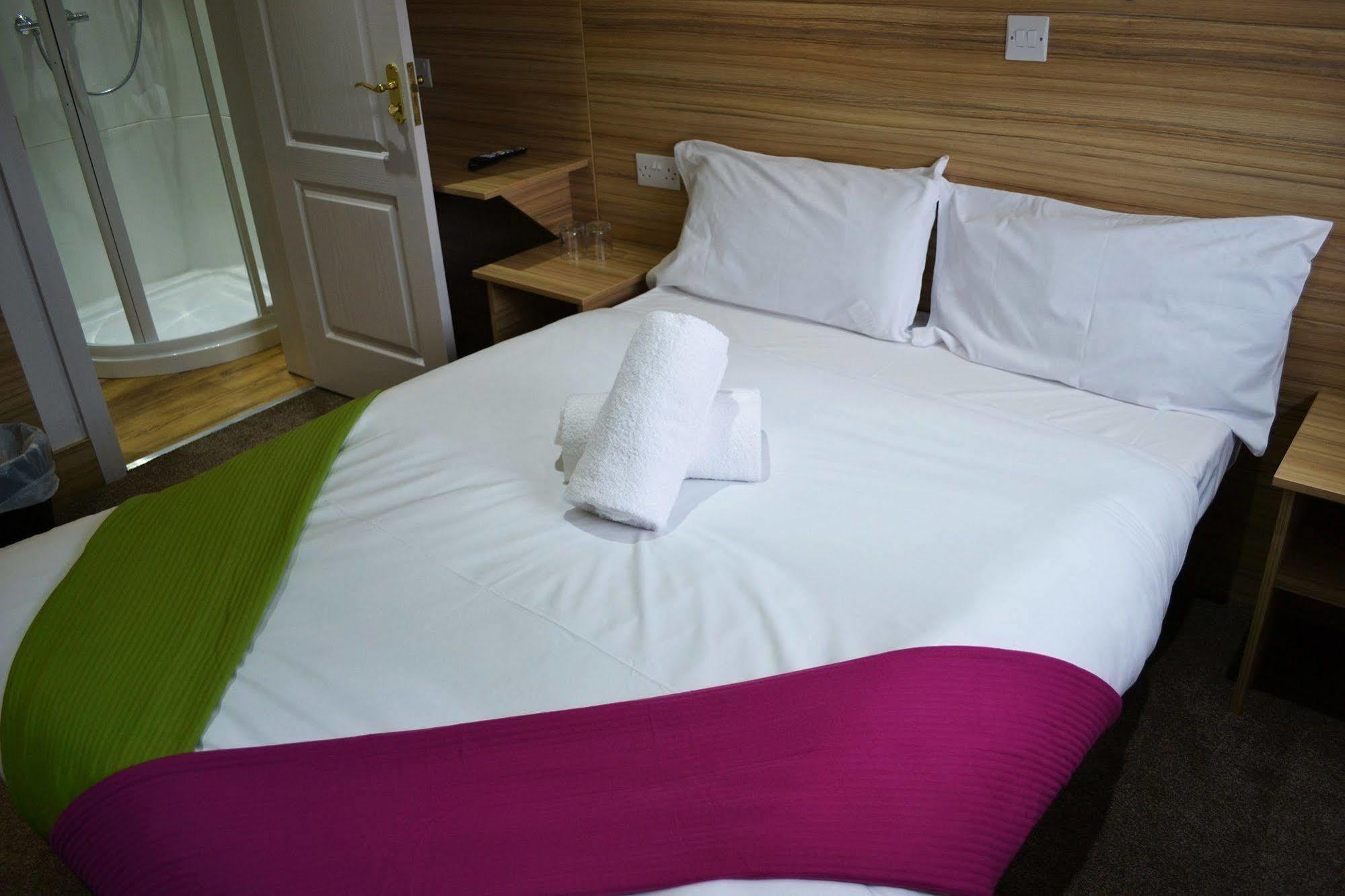 Botanic Rest Queens Quarter เบลฟาสต์ ภายนอก รูปภาพ